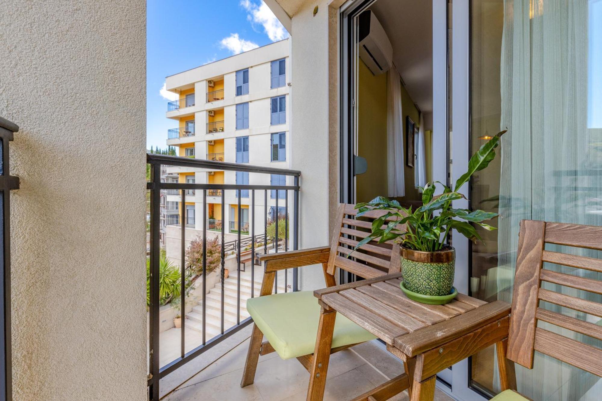 Apart Hotel M S Katunjanin Herceg Novi Exteriér fotografie