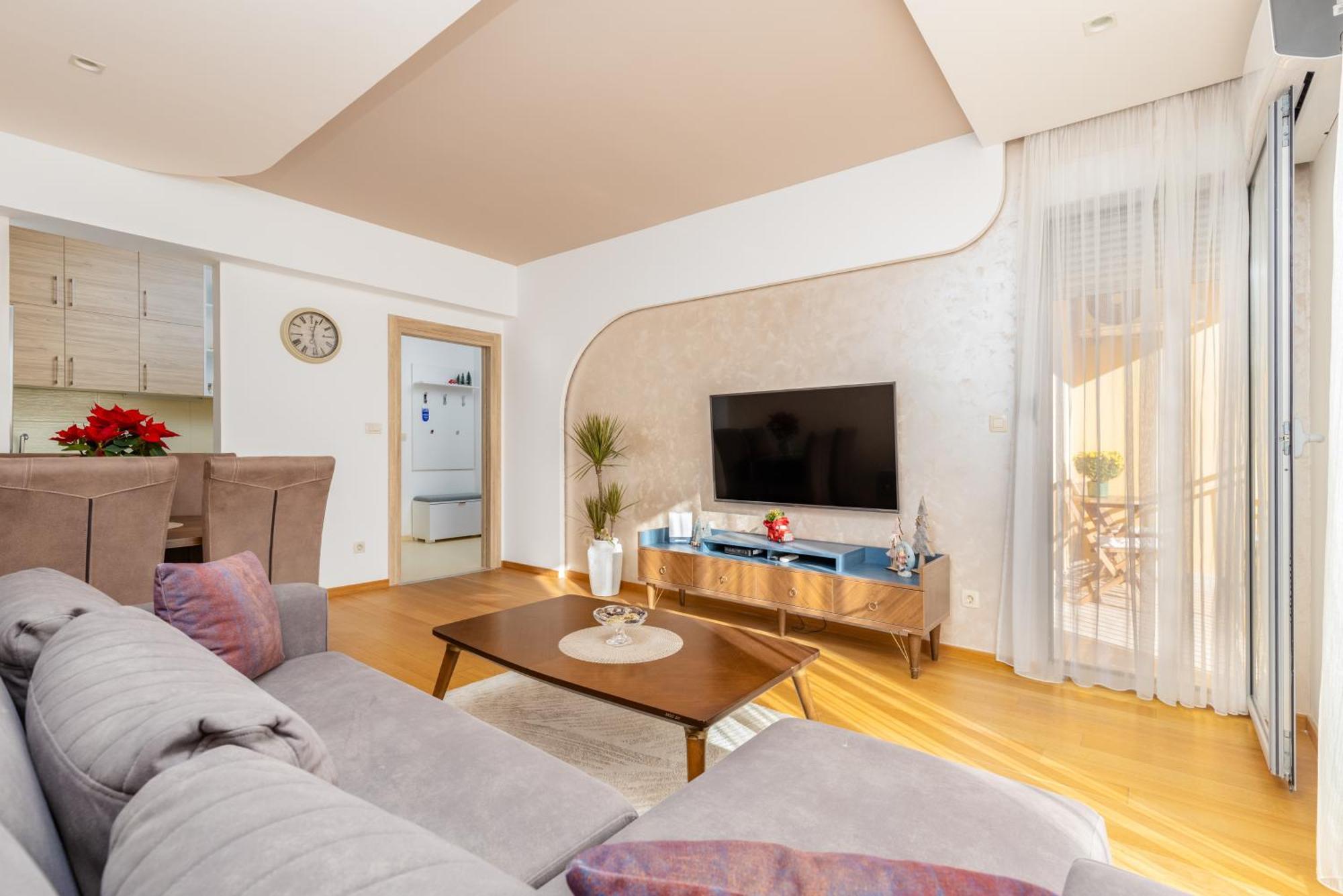 Apart Hotel M S Katunjanin Herceg Novi Exteriér fotografie
