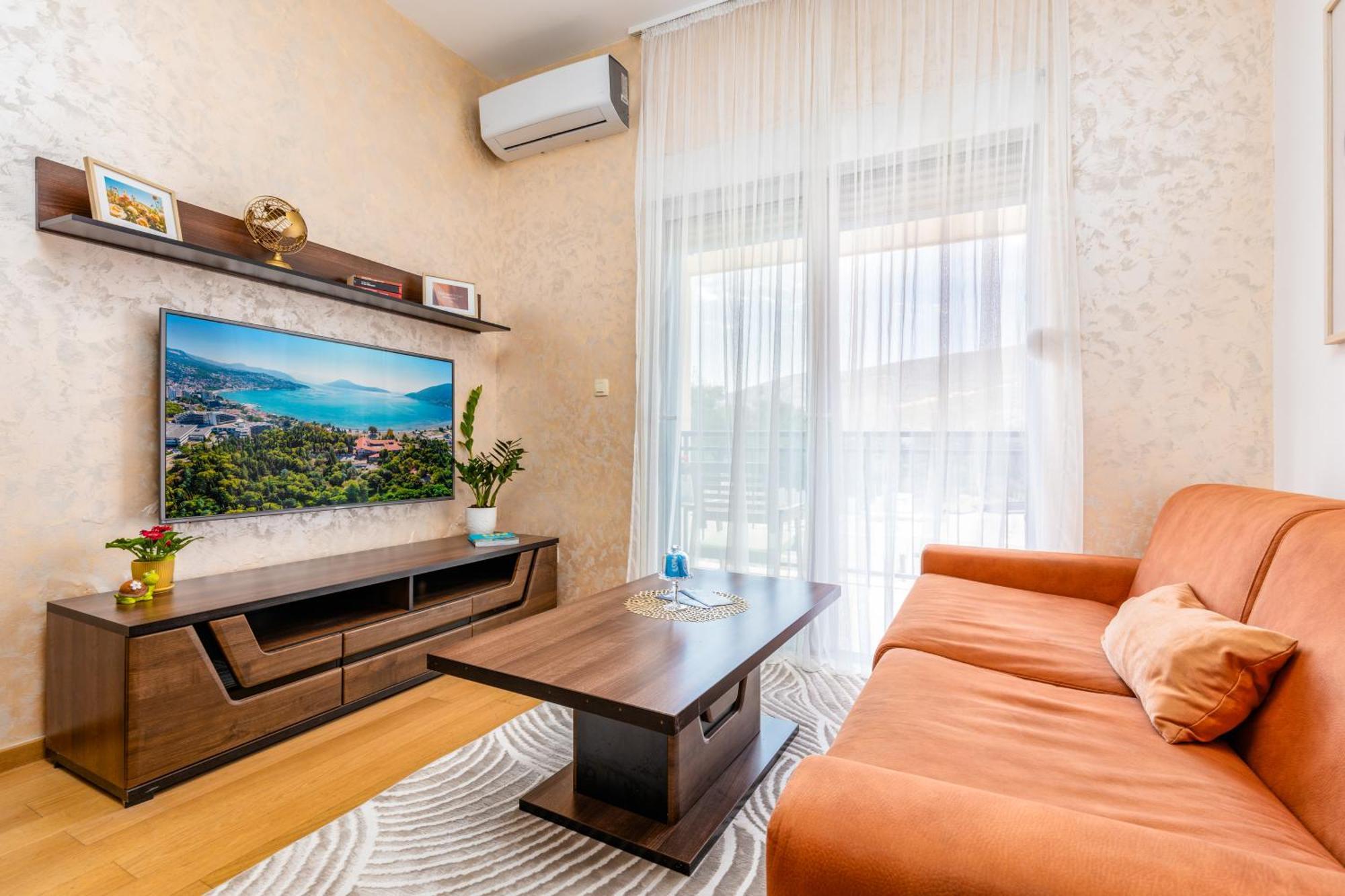 Apart Hotel M S Katunjanin Herceg Novi Exteriér fotografie